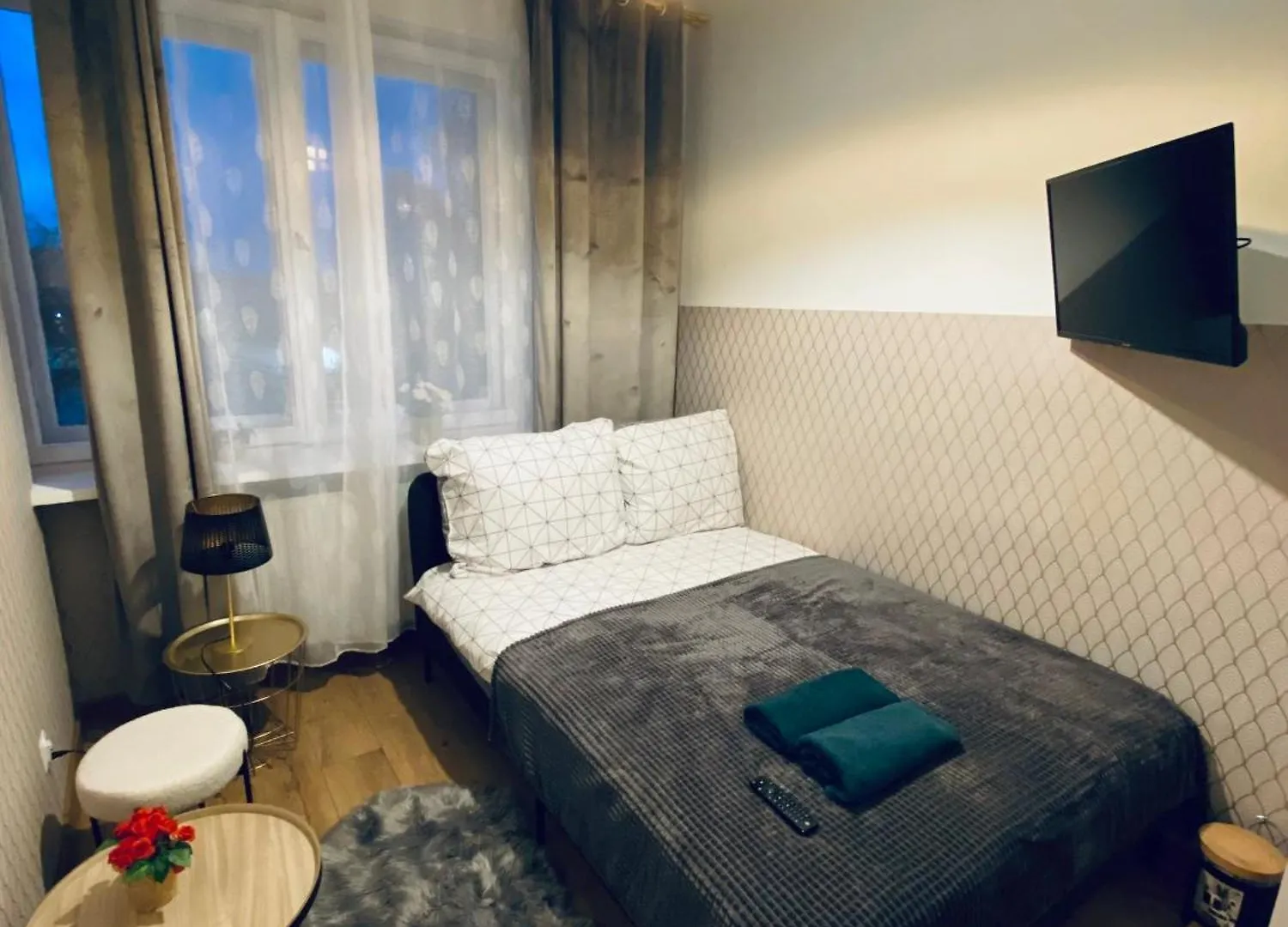 Clicktheflat Wola Apart Rooms Warschau Hostel