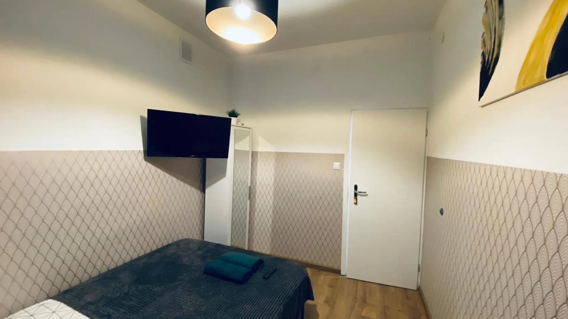 Clicktheflat Wola Apart Rooms Warschau Hostel
